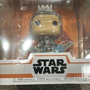 No-Karan Kryze on the throne Funko Star Wars Figure with Silver and Blue Armor